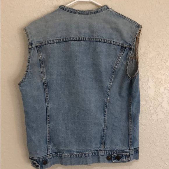 Sleeveless LÉVIS jean jacket no sizing - Picture 5 of 6